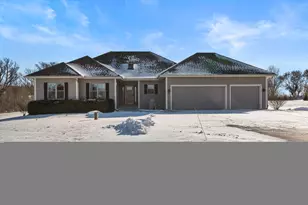 N5372 Loraine Ct, Fredonia, WI 53021 - Photo 45