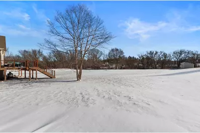 N5372  Loraine Ct, Fredonia, WI 53021 - Photo 5