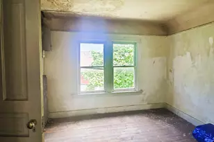 930 N 34th St, Milwaukee, WI 53208 - Photo 27