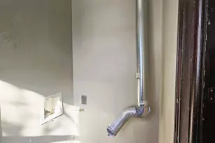 930 N 34th St, Milwaukee, WI 53208 - Photo 21