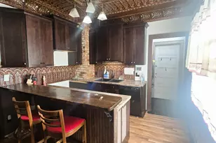 930 N 34th St, Milwaukee, WI 53208 - Photo 15