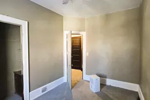 930 N 34th St, Milwaukee, WI 53208 - Photo 25