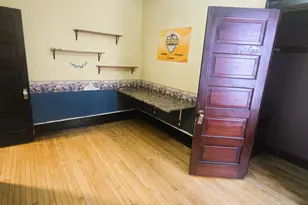 930 N 34th St, Milwaukee, WI 53208 - Photo 19