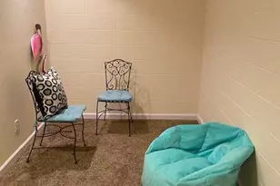 469 Country Club Dr, Lake Geneva, WI 53147 - Photo 9