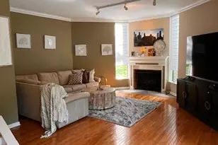 469 Country Club Dr, Lake Geneva, WI 53147 - Photo 3