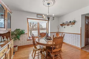 W1072 Hilltop Rd, Rubicon, WI 53078 - Photo 15