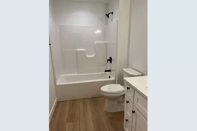 1351  Annapolis Dr, Holmen, WI 54636 - Photo 13