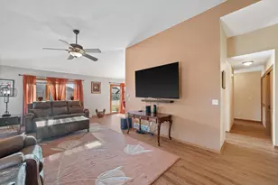 367 N Redding Cir, Belgium, WI 53004 - Photo 7