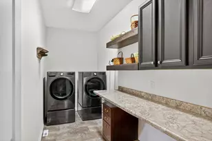 N88W18601 Duke St, Menomonee Falls, WI 53051 - Photo 23