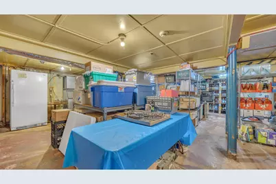 904  Indiana Ave, Sheboygan, WI 53081 - Photo 15