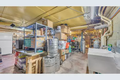 904  Indiana Ave, Sheboygan, WI 53081 - Photo 17