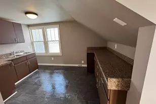 9208 W Swan Cir, Milwaukee, WI 53225 - Photo 23