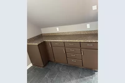 9208 W Swan Cir, Milwaukee, WI 53225 - Photo 21