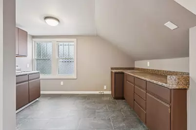 9208 W Swan Cir, Milwaukee, WI 53225 - Photo 21