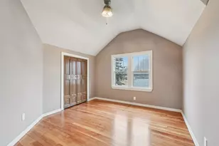 9208 W Swan Cir, Milwaukee, WI 53225 - Photo 19