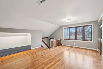 9208 W Swan Cir, Milwaukee, WI 53225 - Photo 15