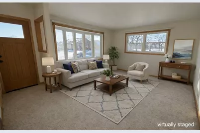 1706  George St, Manitowoc, WI 54220 - Photo 3