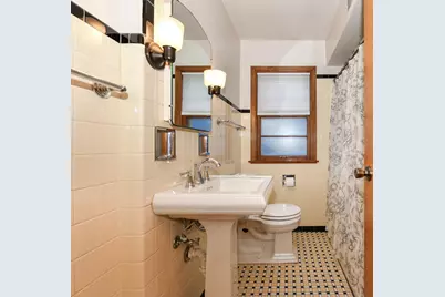 2919 N 89th St, Milwaukee, WI 53222 - Photo 17