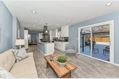 8822 W Dogwood St, Milwaukee, WI 53224 - Photo 19