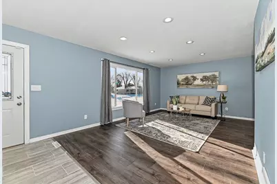 8822 W Dogwood St, Milwaukee, WI 53224 - Photo 3