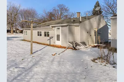 4213  Menasha Ave, Manitowoc, WI 54220 - Photo 3