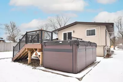 10156 S Nicholson Rd, Oak Creek, WI 53214 - Photo 33