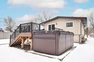 10156 S Nicholson Rd, Oak Creek, WI 53214 - Photo 33