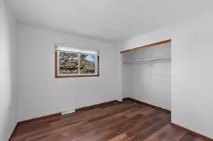 137 Judge Dr, Saukville, WI 53080 - Photo 9