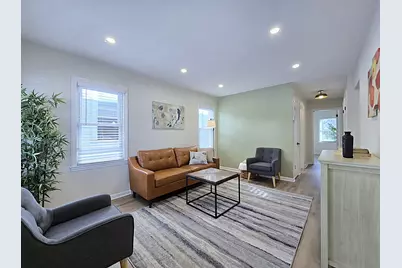 2546 S 13th St, Milwaukee, WI 53215 - Photo 7