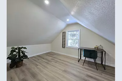 2546 S 13th St, Milwaukee, WI 53215 - Photo 23