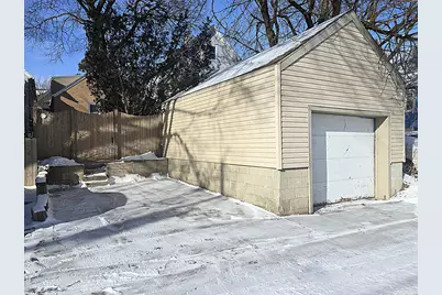 2546 S 13th St, Milwaukee, WI 53215 - Photo 45