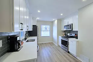 2546 South 13th Street, Milwaukee, WI 53215 - Photo 3