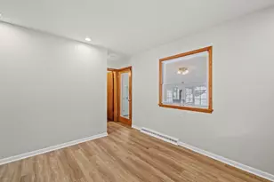 1156 Orchard Dr, Sheboygan, WI 53081 - Photo 9