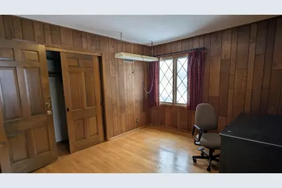 N85W17745  Ann Ave, Menomonee Falls, WI 53051 - Photo 31