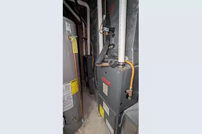 N85W17745  Ann Ave, Menomonee Falls, WI 53051 - Photo 49