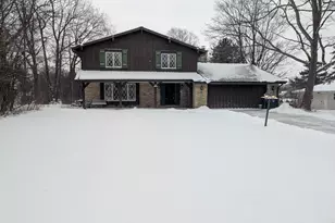 N85W17745 Ann Ave, Menomonee Falls, WI 53051 - Photo 1