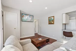 N51W14296 Lancaster Ave, Menomonee Falls, WI 53051 - Photo 7