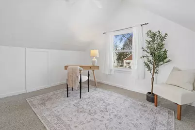 2319 E Eden Pl, Saint Francis, WI 53235 - Photo 23