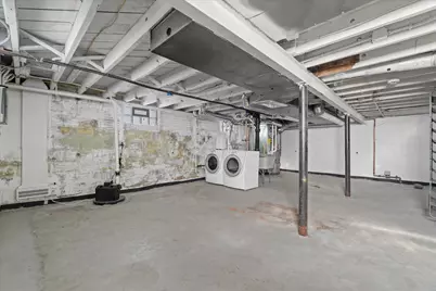 2319 E Eden Pl, Saint Francis, WI 53235 - Photo 27