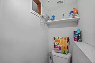 2156 S 68th St, West Allis, WI 53219 - Photo 13