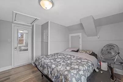 2156 S 68th St, West Allis, WI 53219 - Photo 15