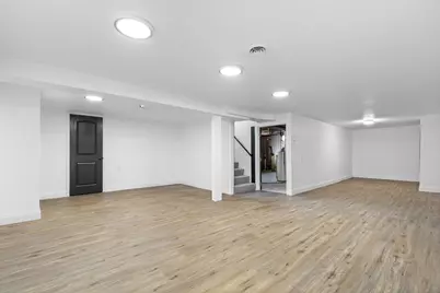 1001 E Doty Pl, Milwaukee, WI 53207 - Photo 5