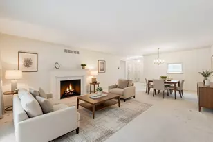 11015 N Balsam Tree Ct, Mequon, WI 53092 - Photo 9