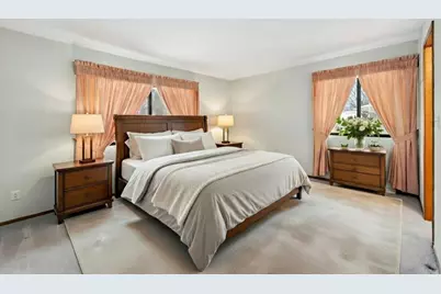 11015 N Balsam Tree Ct, Mequon, WI 53092 - Photo 15