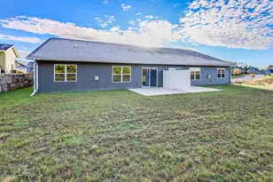 2510 Stoney Brook Ct, Manitowoc, WI 54220 - Photo 39