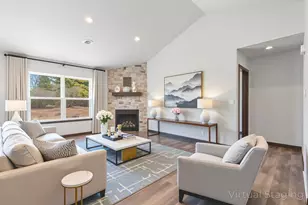 2510 Stoney Brook Ct, Manitowoc, WI 54220 - Photo 7