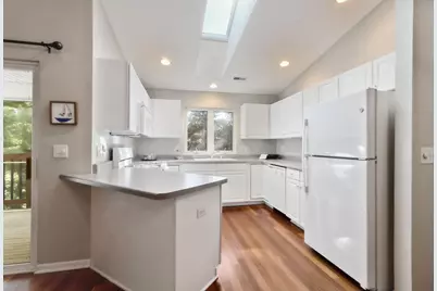 91  Potawatomi Rd #G4, Williams Bay, WI 53191 - Photo 5