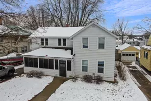 509 E Franklin St, Sparta, WI 54656 - Photo 1