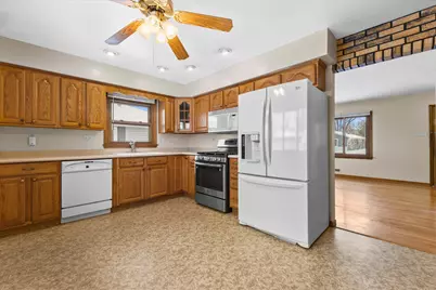 5944 S Swift Ave, Cudahy, WI 53110 - Photo 5