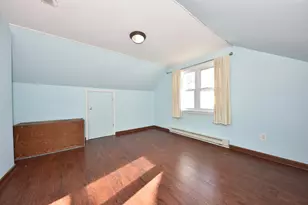 4949 N Berkeley Blvd, Whitefish Bay, WI 53217 - Photo 9